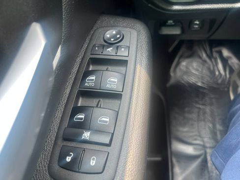 Used 2022 RAM 1500 Big Horn AWD/4WD image 20