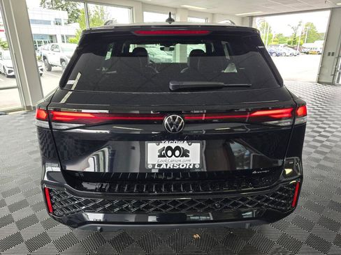 New 2026 Volkswagen Tiguan SE R-Line AWD/4WD image 4