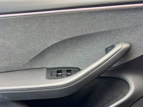 Used 2025 Tesla Model 3 Long Range RWD image 11