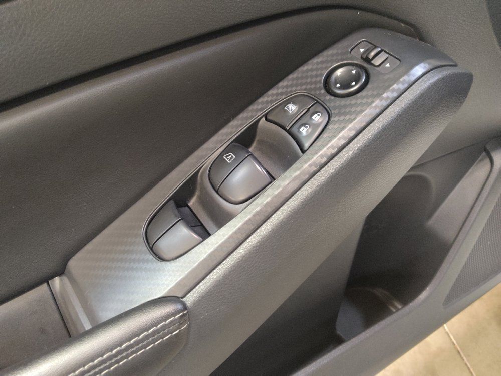 Used 2025 Nissan Altima 2.5 SV FWD image 27