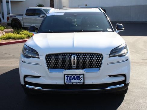 Certified 2023 Lincoln Aviator Reserve w/ Class IV Trailer Tow Package RWD image 9