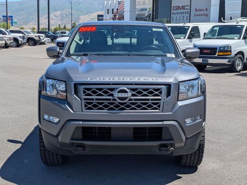 Used 2023 Nissan Frontier SV w/ SV Convenience Package AWD/4WD image 9