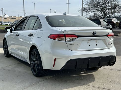 Used 2024 Toyota Corolla SE image 5