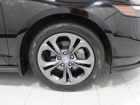 Used 2023 Honda Accord EX image 5