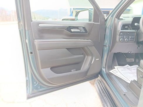 Used 2025 Chevrolet Tahoe RST w/ RST Capability Package image 42