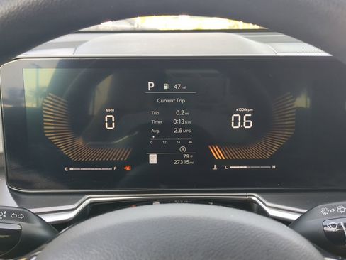 Used 2024 Kia Sorento LX image 26