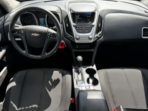 Used 2017 Chevrolet Equinox LS FWD image 13