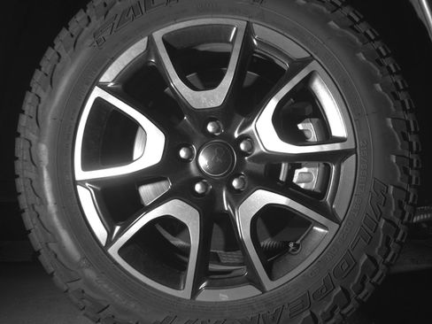 Used 2025 Jeep Compass Trailhawk image 13