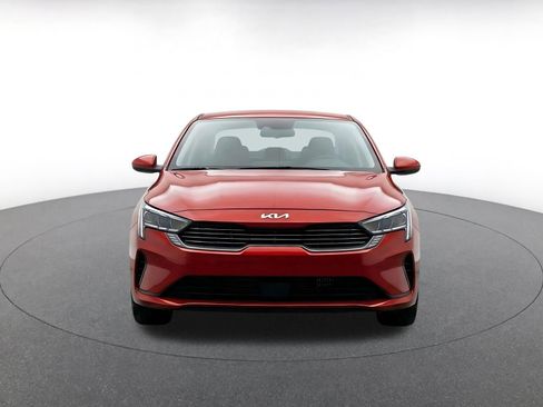 Used 2025 Kia K4 FWD image 2