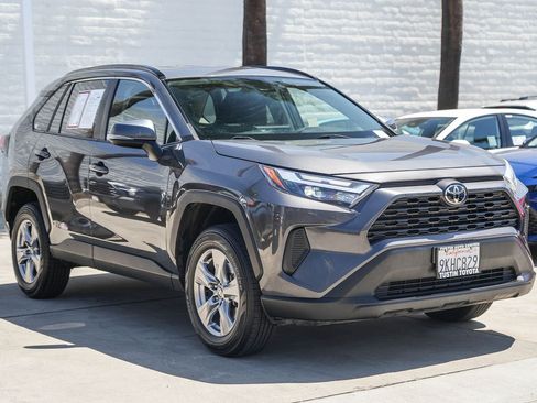 Certified 2024 Toyota RAV4 XLE FWD image 5
