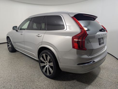 Used 2024 Volvo XC90 T8 Plus w/ Protection Package Premier AWD/4WD image 5