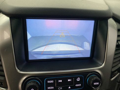 Used 2019 Chevrolet Tahoe LT AWD/4WD image 18
