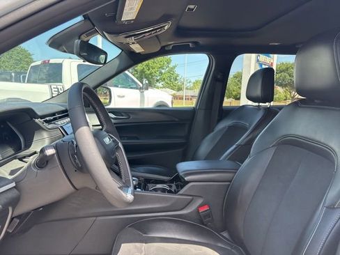 Certified 2023 Jeep Grand Cherokee L Laredo AWD/4WD image 9