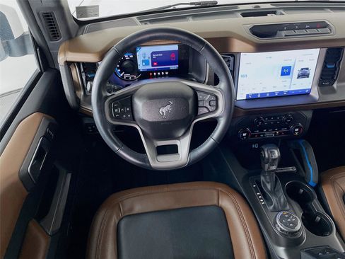 Used 2023 Ford Bronco Outer Banks image 26
