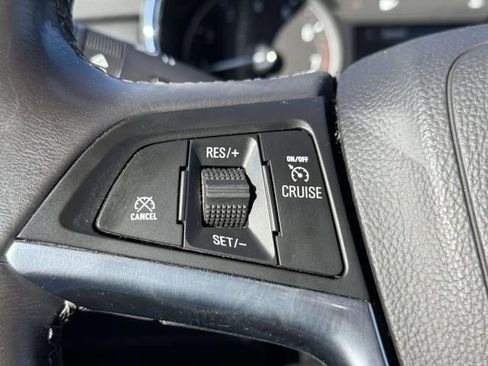 Used 2022 Buick Encore Preferred w/ Safety Package image 19