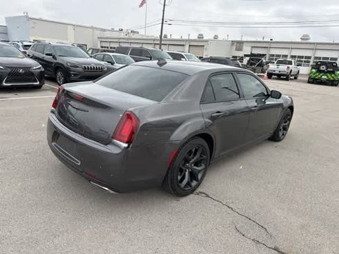 Used 2023 Chrysler 300 S image 23
