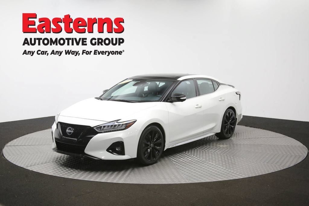 Used 2023 Nissan Maxima SR w/ Sport Mat Group FWD image 61