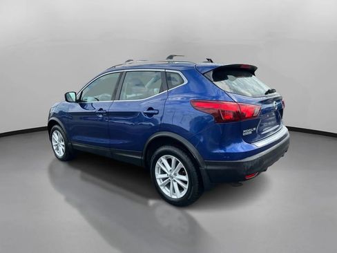 Used 2017 Nissan Rogue Sport SV w/ SV All-Weather Package AWD/4WD image 13
