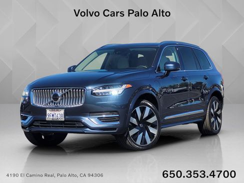Used 2023 Volvo XC90 T8 Ultimate w/ Lounge Package image 1