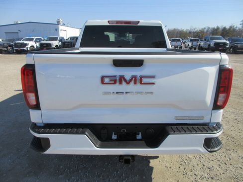 New 2026 GMC Sierra 1500 Elevation image 6