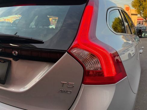 Used 2016 Volvo V60 T5 Platinum AWD/4WD image 16