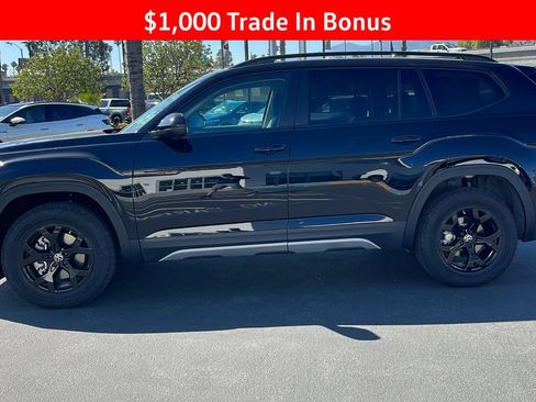 New 2025 Volkswagen Atlas Peak Edition SE AWD/4WD image 12