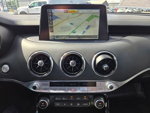 Used 2019 Kia Stinger Premium image 34