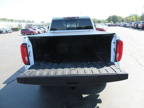 Used 2020 GMC Sierra 3500 Denali w/ Denali Ultimate Package AWD/4WD image 8