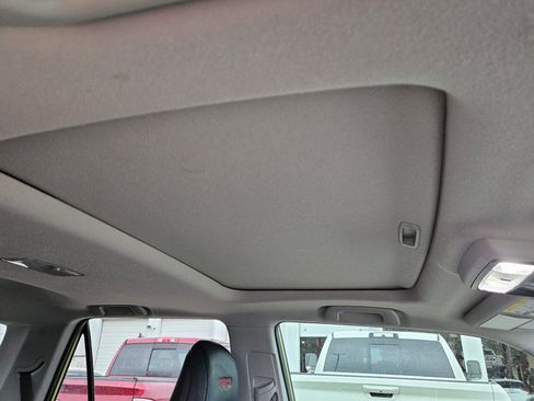 Used 2023 Toyota 4Runner TRD Off-Road Premium w/ Moonroof Package AWD/4WD image 15