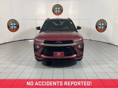 Used 2023 Chevrolet TrailBlazer RS w/ Sun and Liftgate Package AWD/4WD image 8