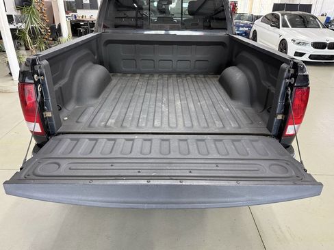 Used 2016 RAM 1500 Big Horn AWD/4WD image 9