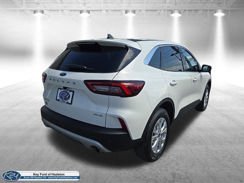 Used 2023 Ford Escape Active w/ Tech Pack #2 image 16