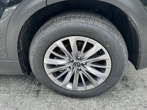 New 2025 MAZDA CX-90 3.3 Turbo w/ Preferred Package image 12