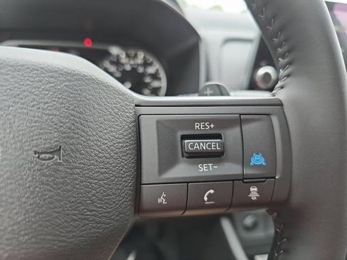 Certified 2026 Nissan Rogue SV FWD image 18