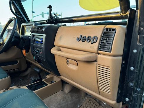 Used 1997 Jeep Wrangler Sahara AWD/4WD image 18