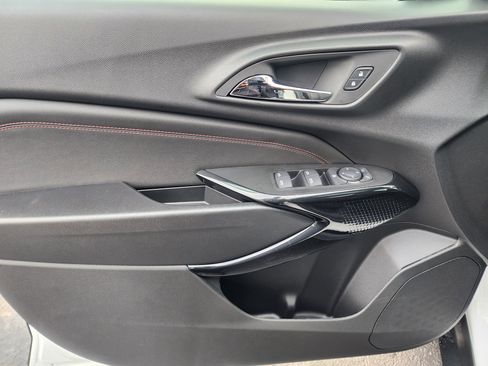 New 2026 Chevrolet Trax RS w/ Sunroof Package image 23