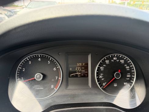 Used 2014 Volkswagen Jetta SE FWD image 8
