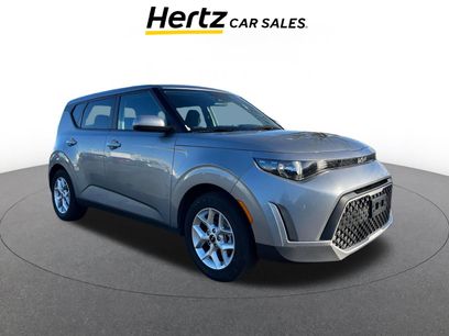 Used 2025 Kia Soul LX w/ LX Technology Package
