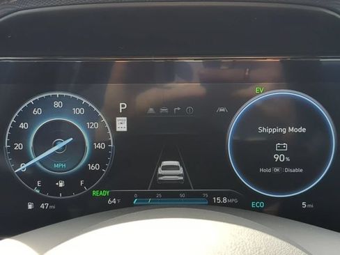 Used 2025 Hyundai Elantra Limited FWD image 26