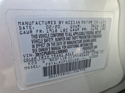 Used 2020 Nissan Kicks S image 25