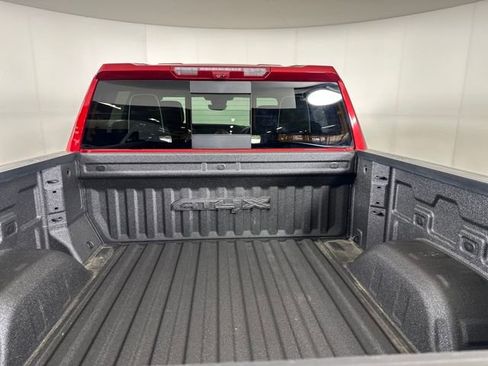 Used 2024 GMC Sierra 1500 AT4X image 27