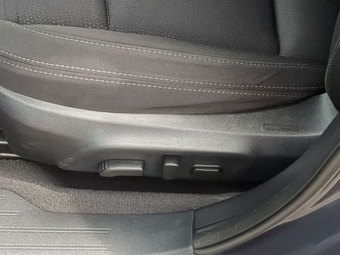 Used 2017 Subaru Legacy 2.5i Premium AWD/4WD image 15