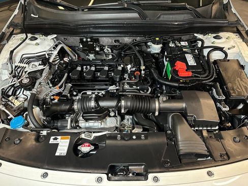 Used 2021 Honda Accord Sport image 22