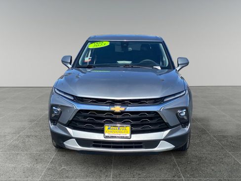 Used 2023 Chevrolet Blazer LT AWD/4WD image 8