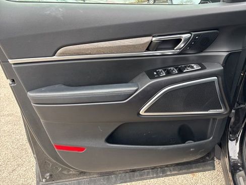 Certified 2021 Kia Telluride SX w/ Towing Package image 11