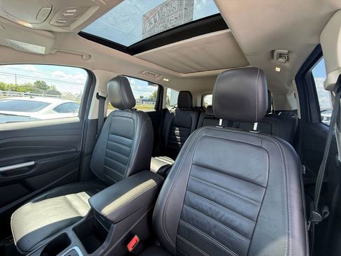 Used 2019 Ford Escape Titanium FWD image 13