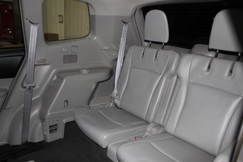 Used 2013 Toyota Highlander Limited FWD image 29