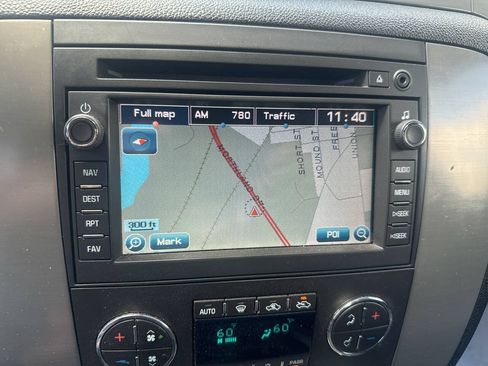 Used 2010 GMC Sierra 1500 SLT w/ All-Terrain Package AWD/4WD image 40