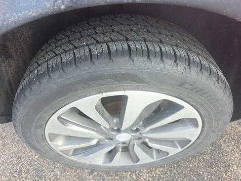 Used 2017 Buick Encore Premium image 9