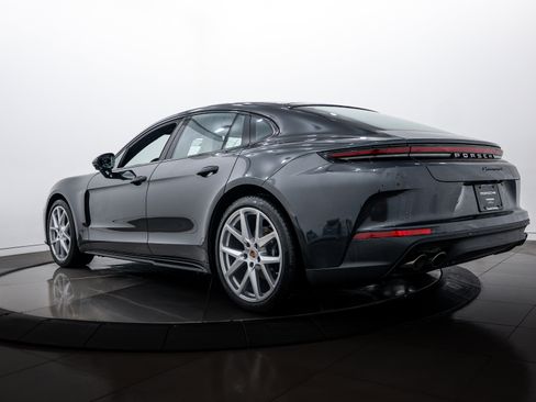 New 2026 Porsche Panamera 4 image 3